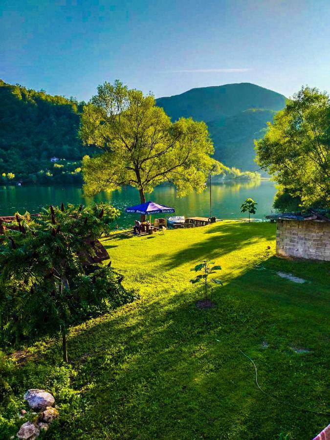 Lake House Krndija Hotel Jajce Ngoại thất bức ảnh